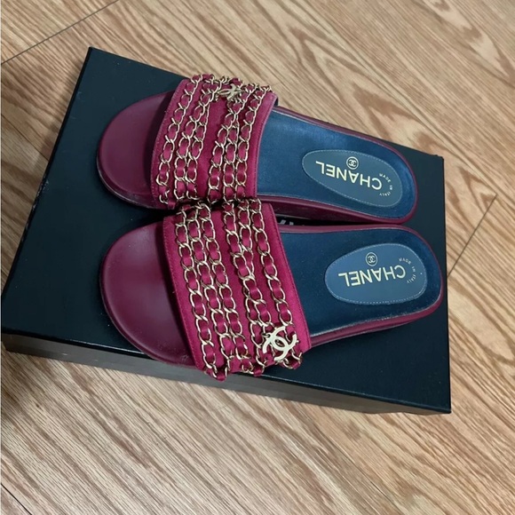 CHANEL slides 36/6 - Picture 1 of 3